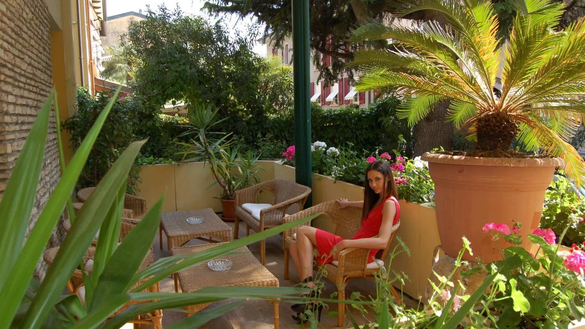 Hotel Broglia Sirmione 4*,